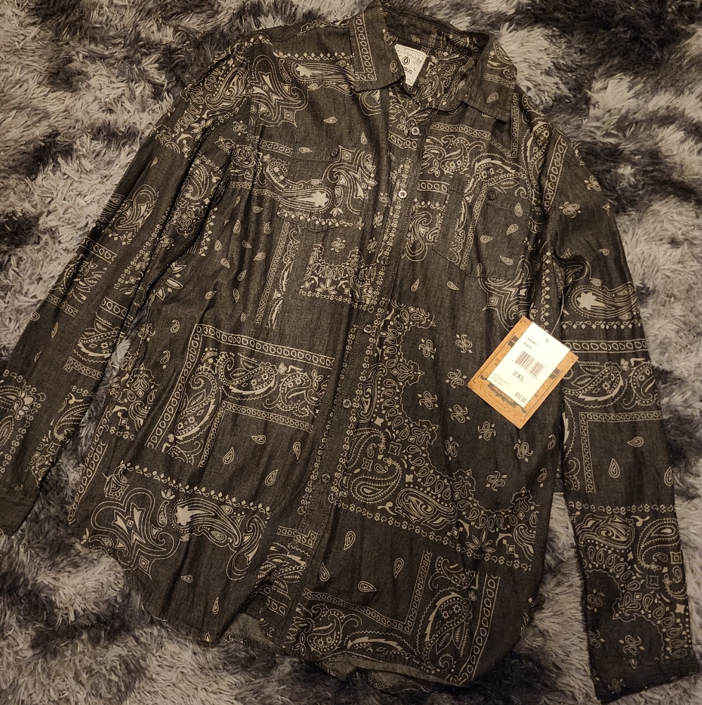 Bandana print button down XXL NEW